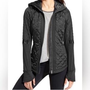 Athleta Rock Springs CYA Jacket Black Quilted Puffer Hooded Reflective 1X Runner